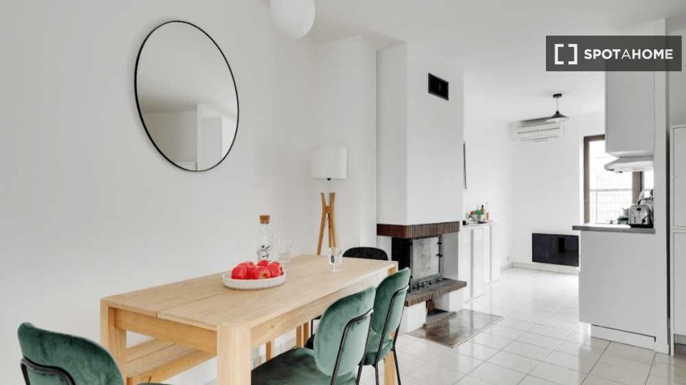 Double room Paris, 5 beds, 120m² — photo 4