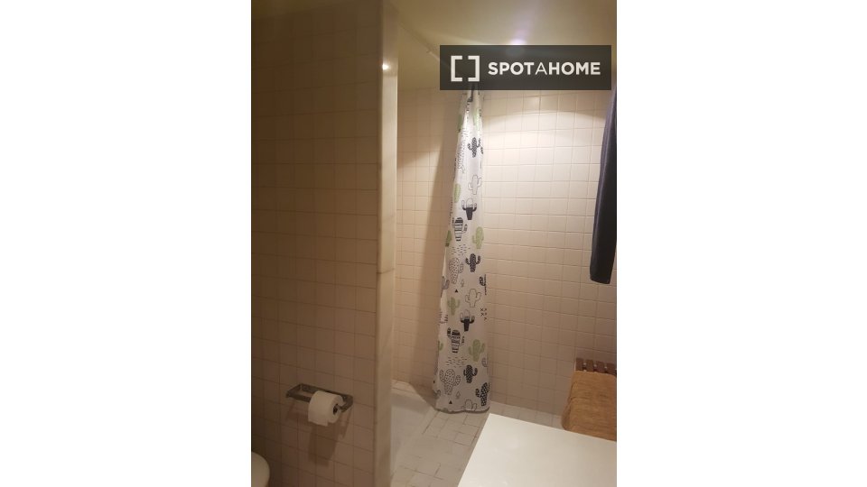 Double room Granada, 2 beds, 34m² — photo 3