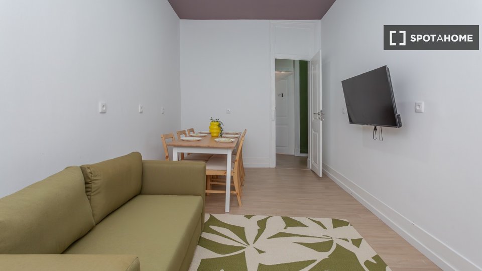 Double room Lisbon, 9 beds — photo 36