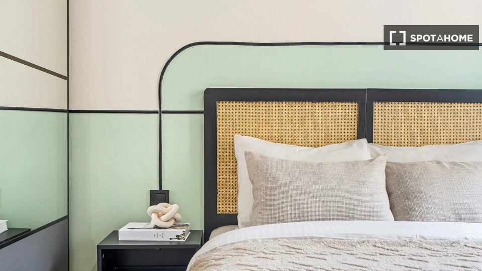Double room Lisbon, 6 beds — photo 1