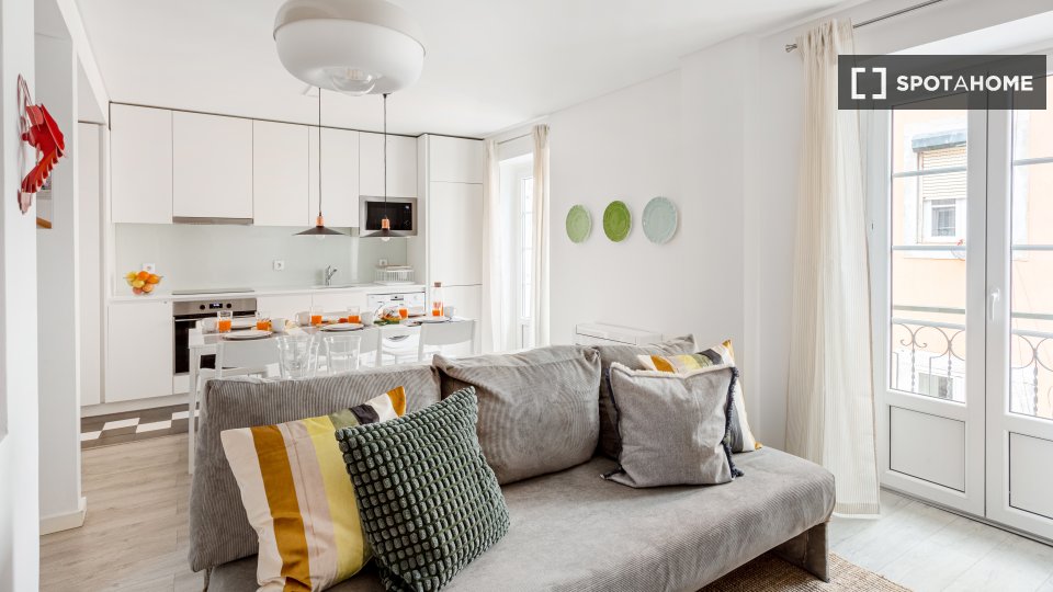 Apartment Lisbon, 4 beds — photo 3