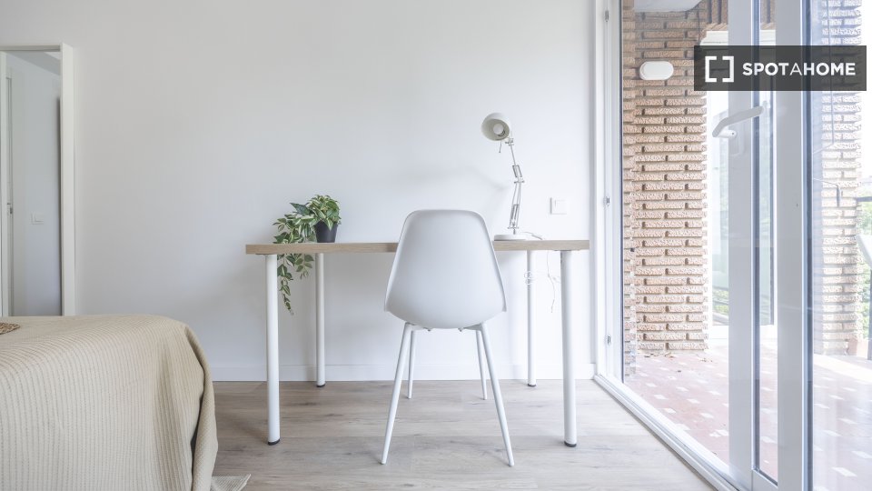Chambre double Valence, 5 chambres, 100m² — photo 18