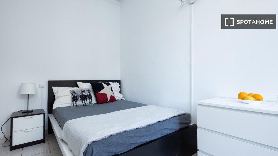 Double room Barcelona, 6 beds, 150m² — photo 13