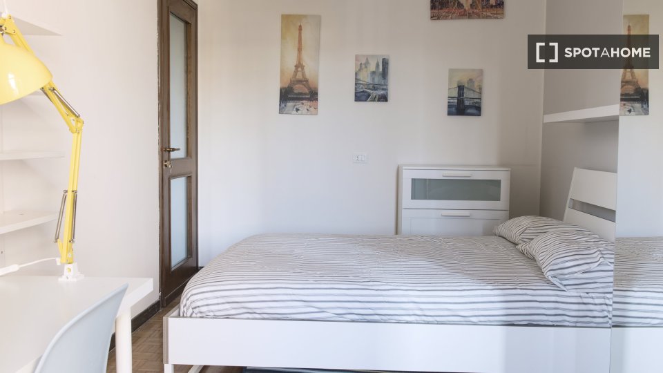Double room Milan, 6 beds, 127m² — photo 4