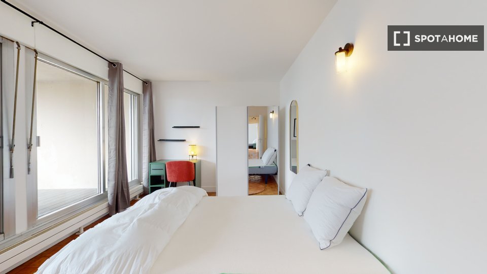 Double room Paris, 18 beds — photo 24
