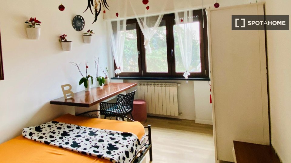 Double room Milan, 4 beds, 140m² — photo 2