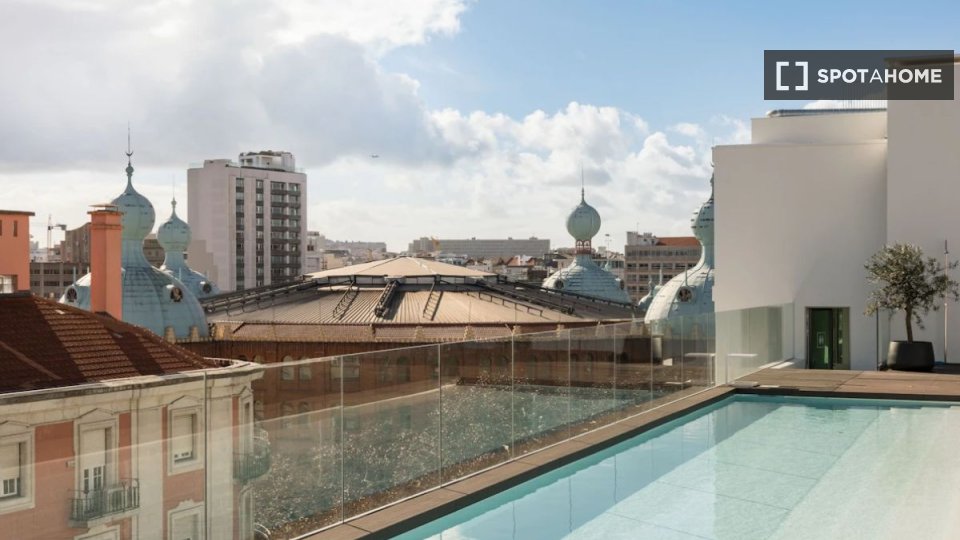 Apartment Lisbon, 2 beds — photo 17