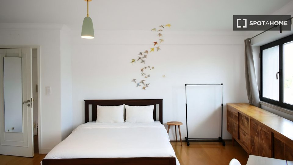 Double room Lisbon, 6 beds — photo 21