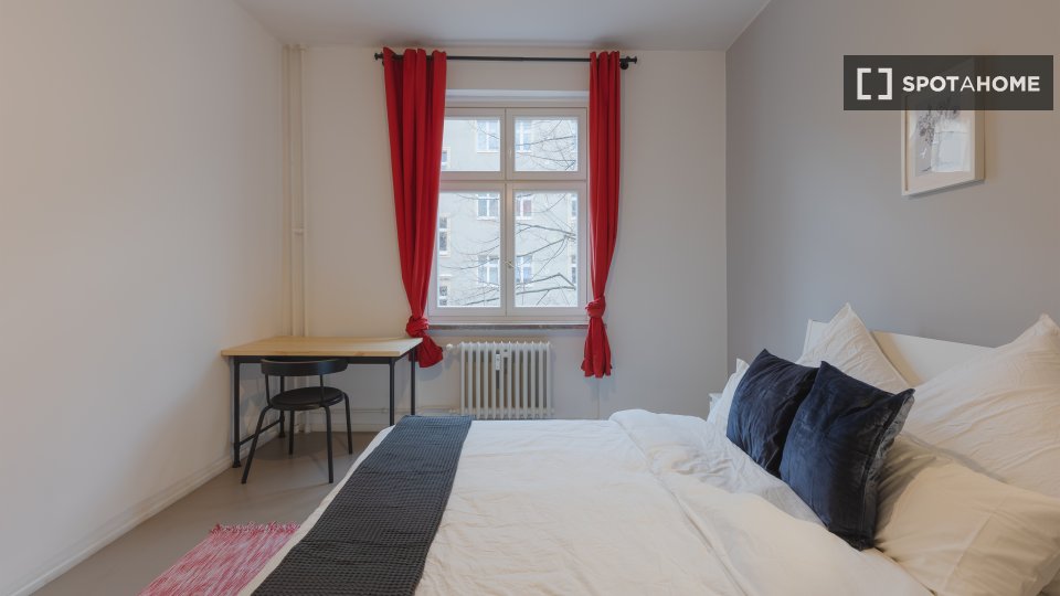 Double room Berlin, 9 beds, 50m² — photo 17