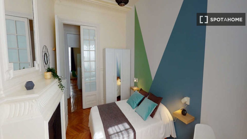 Camera in appartamento condiviso da 8 posti letto, Péreire-Malesherbes, Parigi - a Parigi