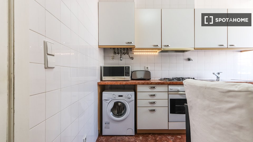 Apartment Lisbon, 2 beds — photo 7