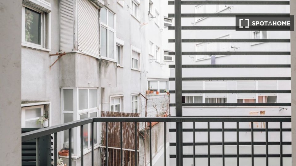 Apartment Lisbon, 1 bed — photo 15