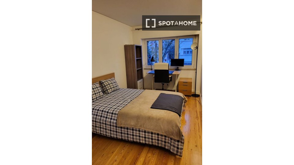 Apartment Lisbon, 2 beds — photo 9