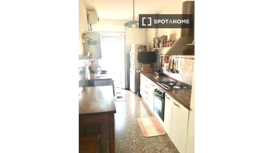 Double room Rome, 3 beds, 130m² — photo 4