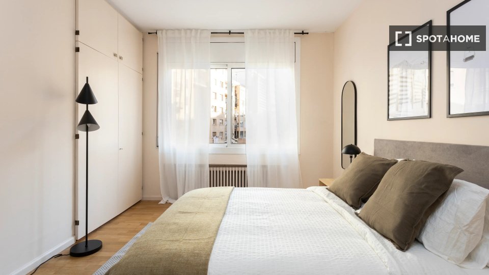Double room Barcelona, 6 beds — photo 1