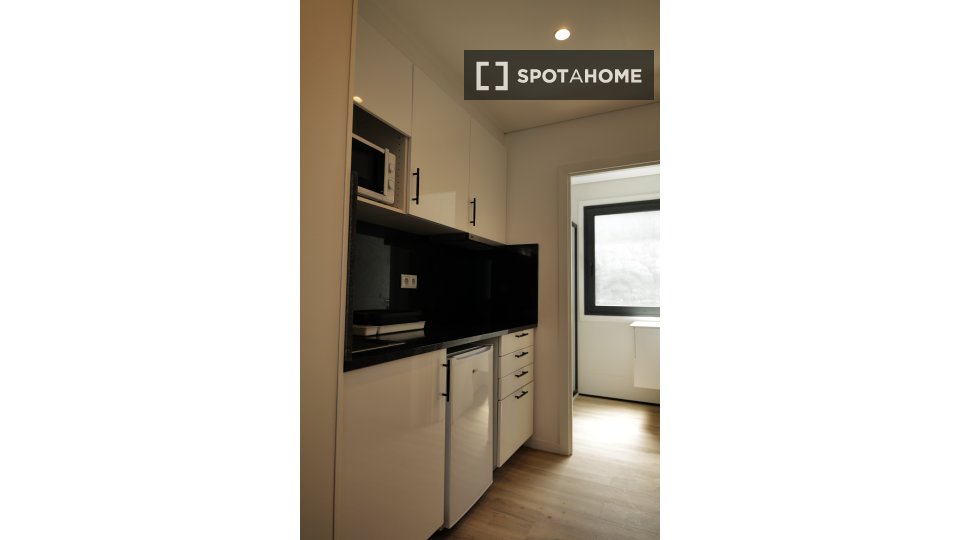 Apartment mono Porto, 15m² — photo 1