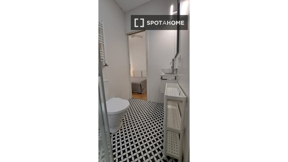 Apartment Madrid, 3 beds, 75m² — photo 4