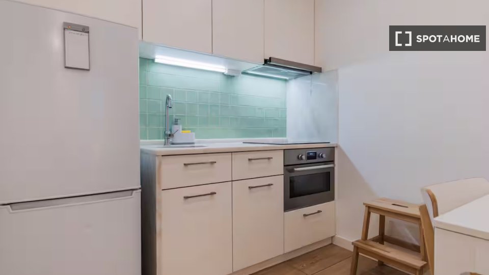 Apartment Lisbon, 2 beds — photo 7