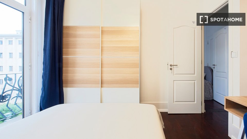 Double room Lisbon, 8 beds — photo 37