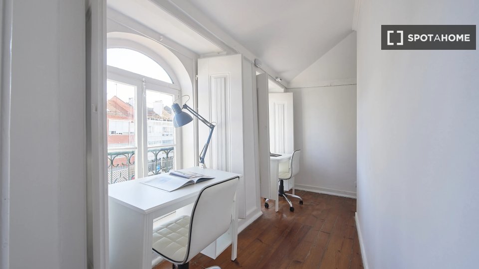 Double room Lisbon, 13 beds — photo 7