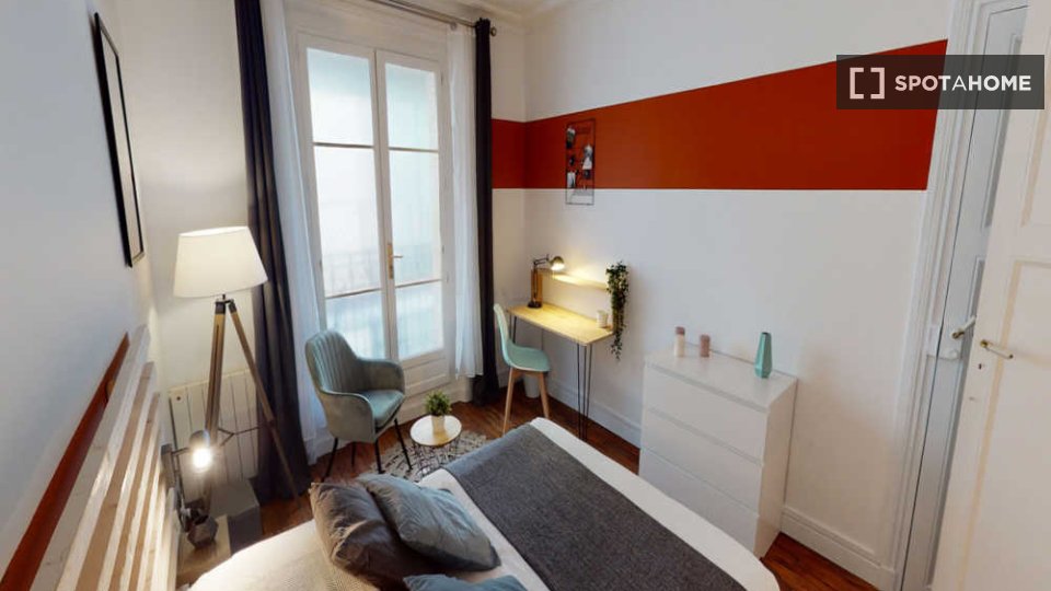 Double room Paris, 5 beds, 120m² — photo 19