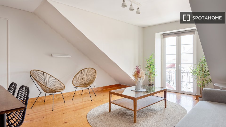 Apartment Lisbon, 2 beds — photo 16