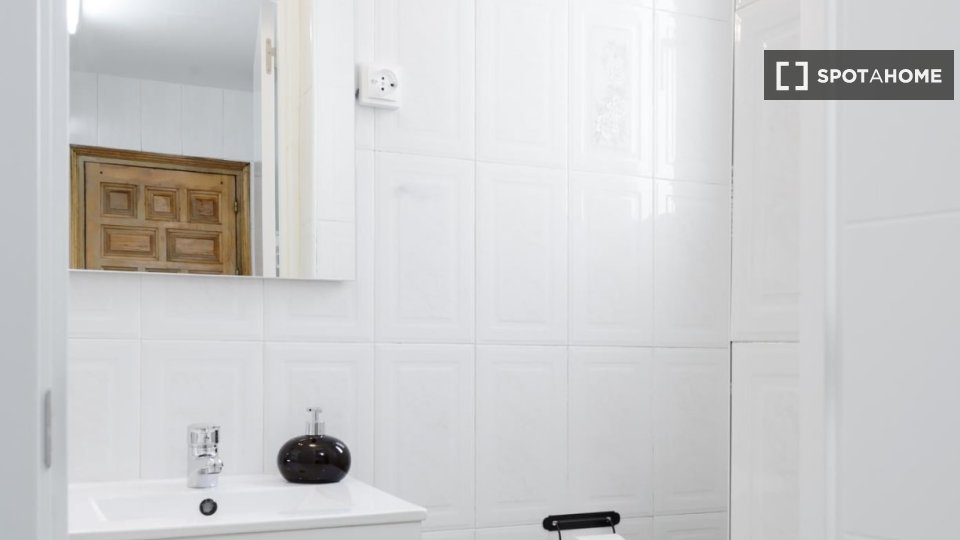 Apartment Madrid, 2 beds — photo 6
