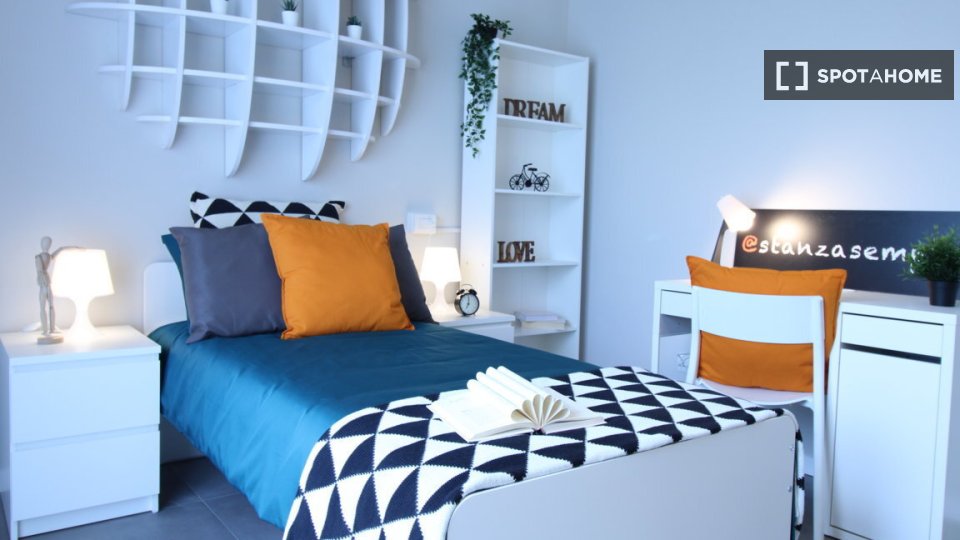 Double room Brescia, 4 beds — photo 12