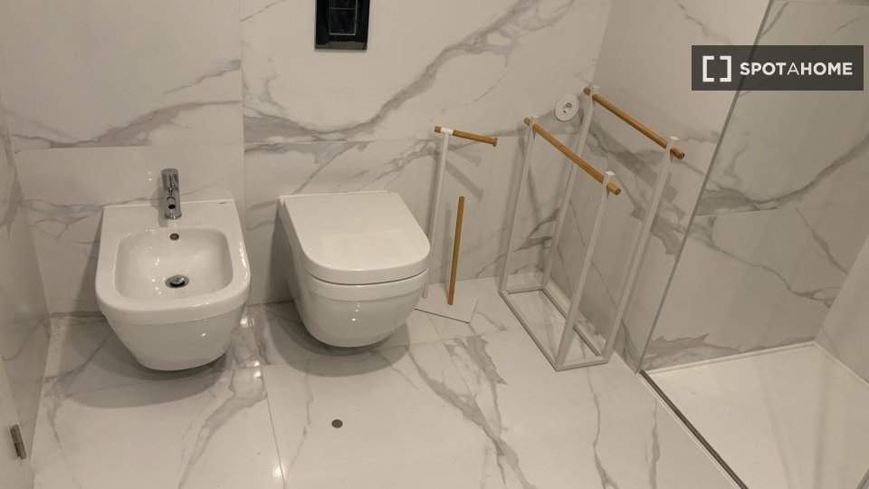 Apartment Porto, 1 bed, 60m² — photo 18