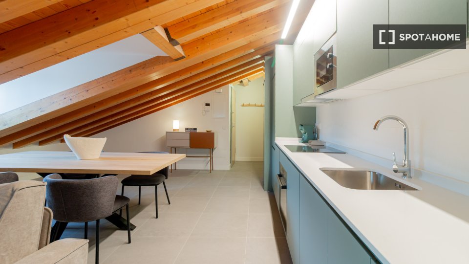 Apartment Madrid, 2 beds — photo 12