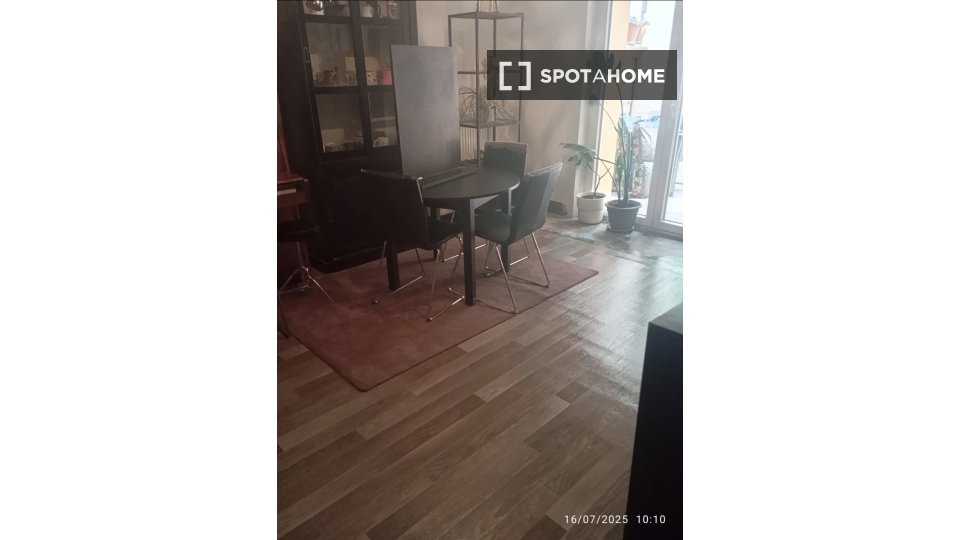 Double room Brussels, 6 beds — photo 19