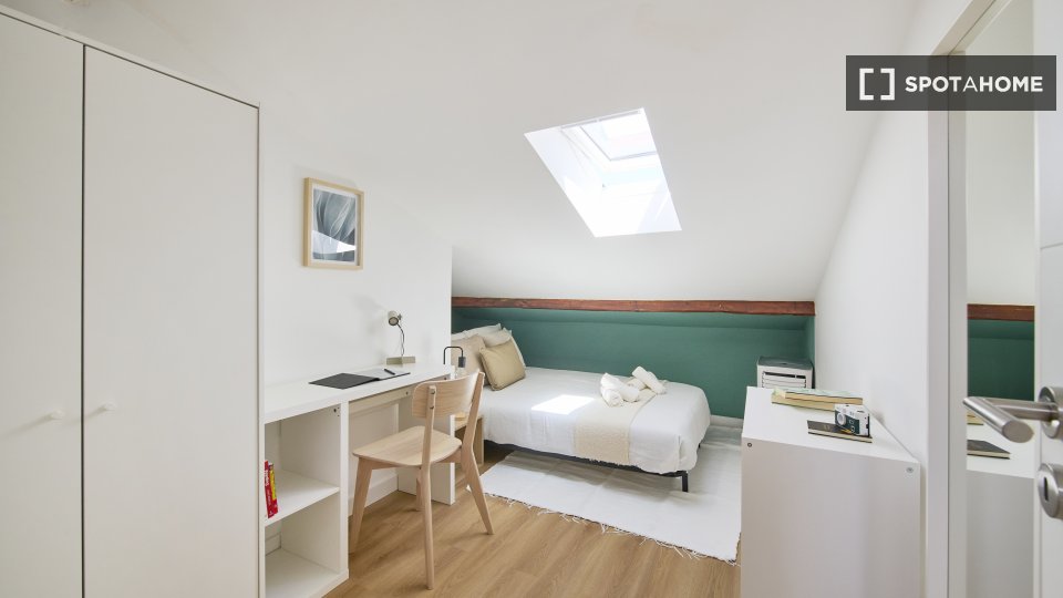 Double room Lisbon, 9 beds — photo 6