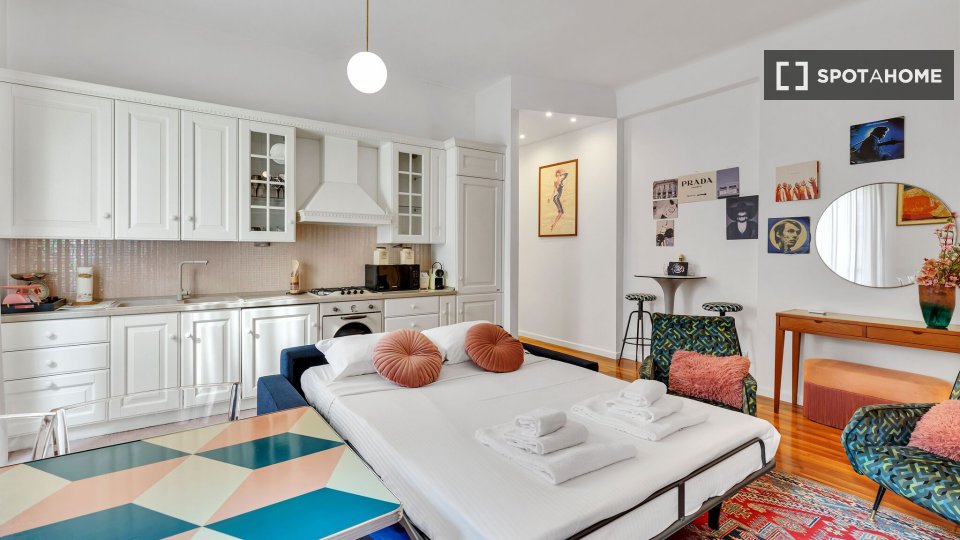 Apartment Milan, 1 bed, 94m² — photo 1