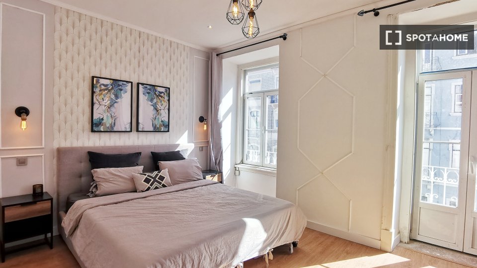 Apartment Lisbon, 3 beds, 110m² — photo 14