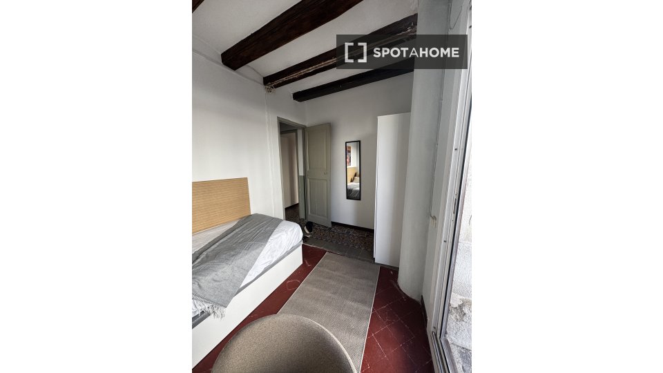 Double room Barcelona, 5 beds, 120m² — photo 18