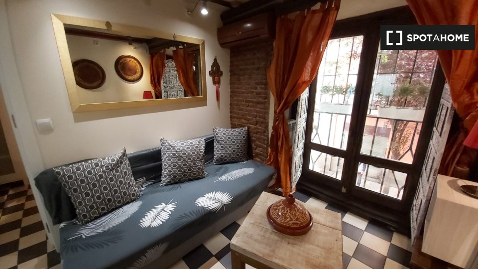 Apartment Madrid, 2 beds, 45m² — photo 3