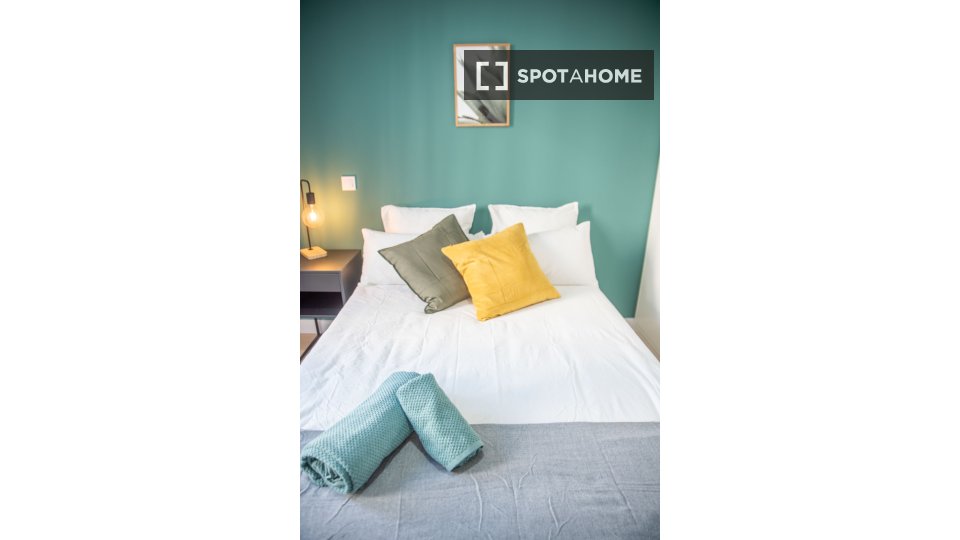 Double room Madrid, 5 beds, 90m² — photo 37