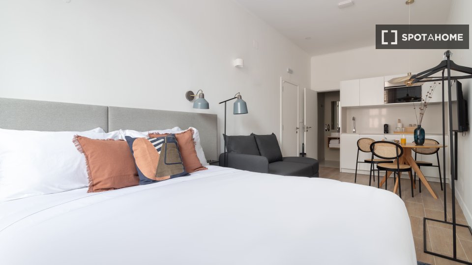 Apartment mono Lisbon, 25m² — photo 2