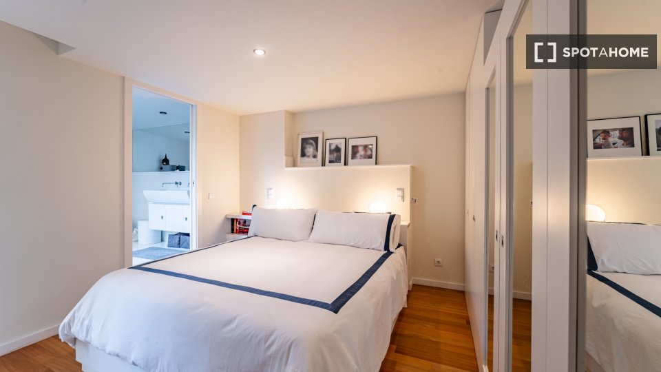 Apartment Porto, 3 beds, 202m² — photo 3