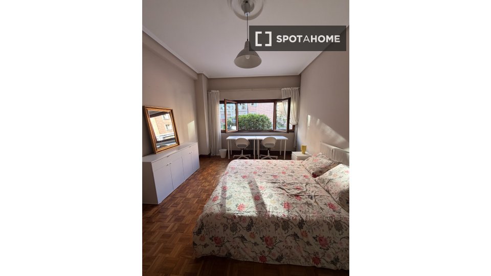 Camera doppia Bilbao, 4 camere, 85m² — foto 16