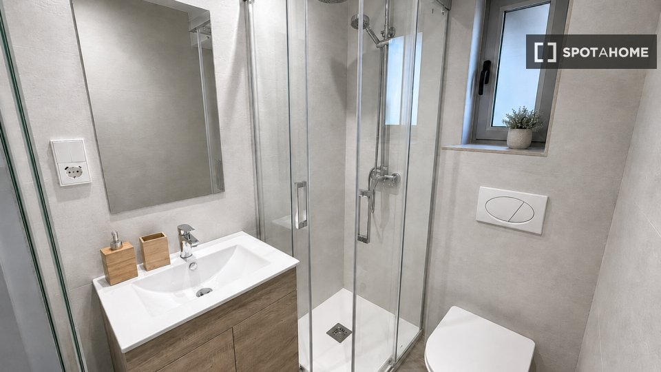 Apartment Alicante, 2 beds — photo 8