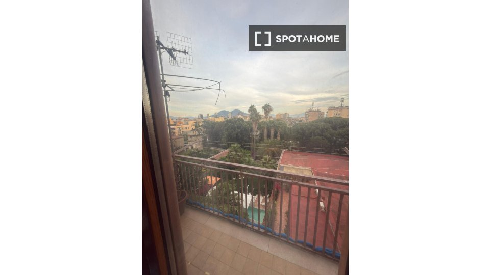 Apartment Naples, 5 beds — photo 9