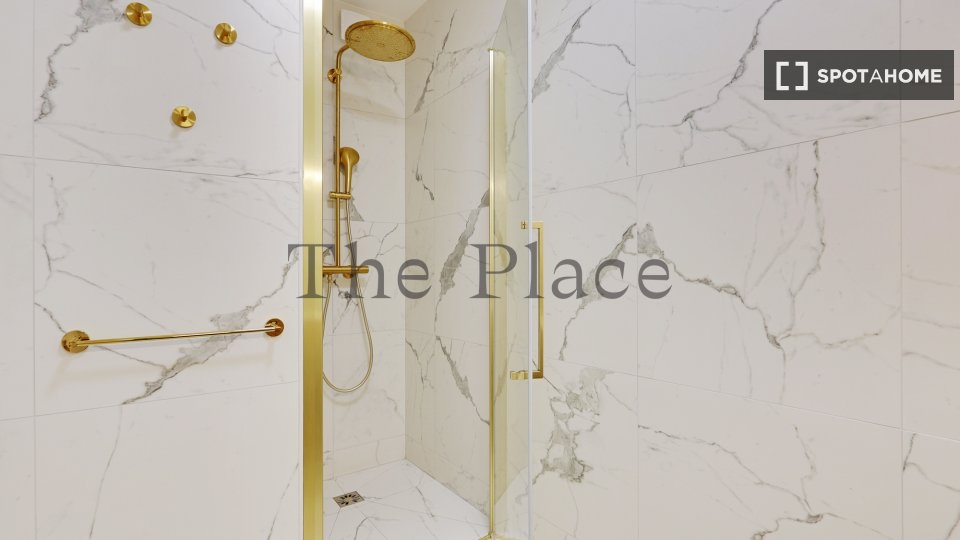 Apartment Paris, 2 beds, 70m² — photo 2