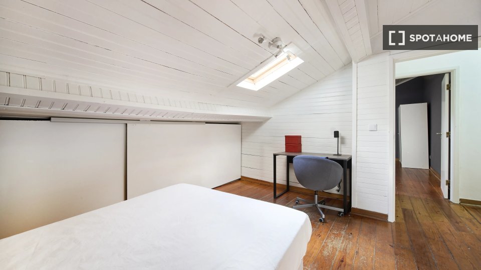 Double room Lisbon, 13 beds — photo 4