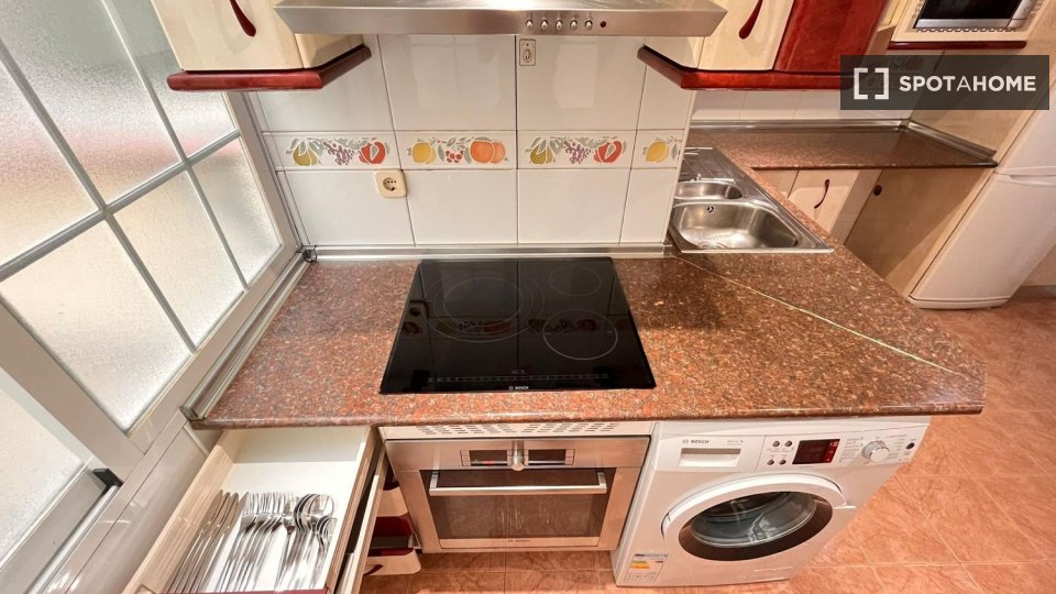 Double room Madrid, 4 beds — photo 4
