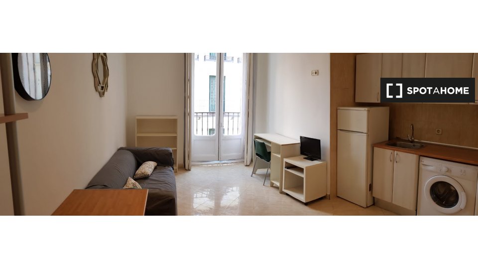 Apartment Madrid, 1 bed, 45m² — photo 1
