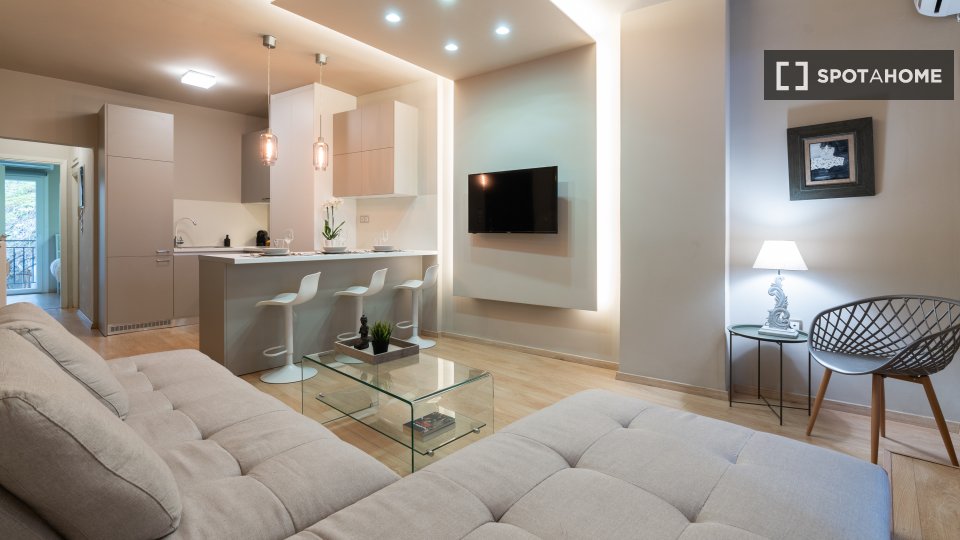 Apartment Athens, 2 beds, 61m² — photo 10