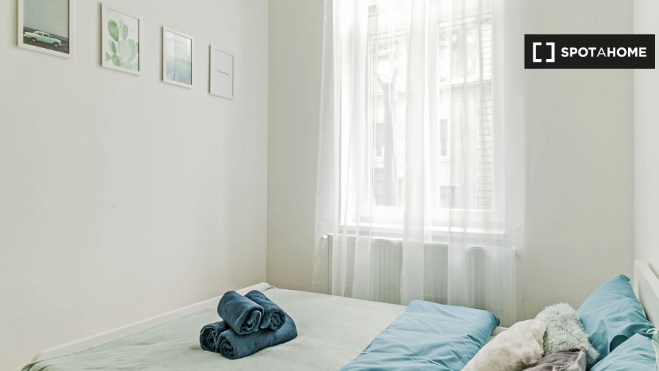Double room Budapest, 5 beds — photo 5