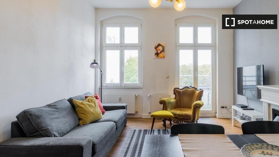 Apartment Berlin, 2 beds, 66m² — photo 2
