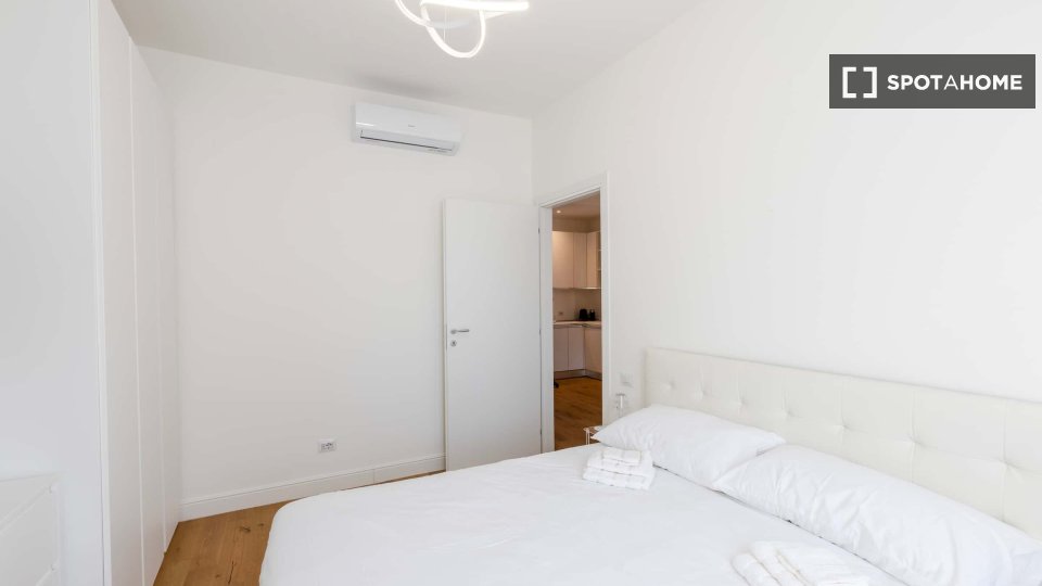 Apartment Milan, 1 bed, 55m² — photo 15